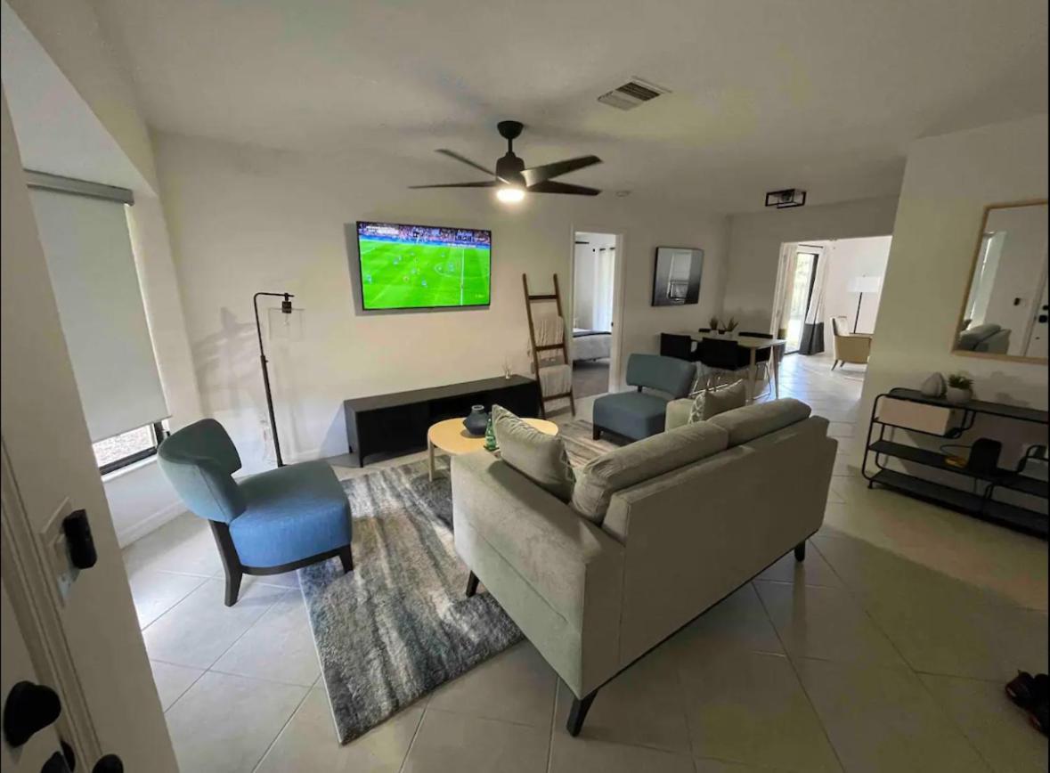 Shamrock Park, Legacy Trail And Manasota Key! Villa Venice Bagian luar foto