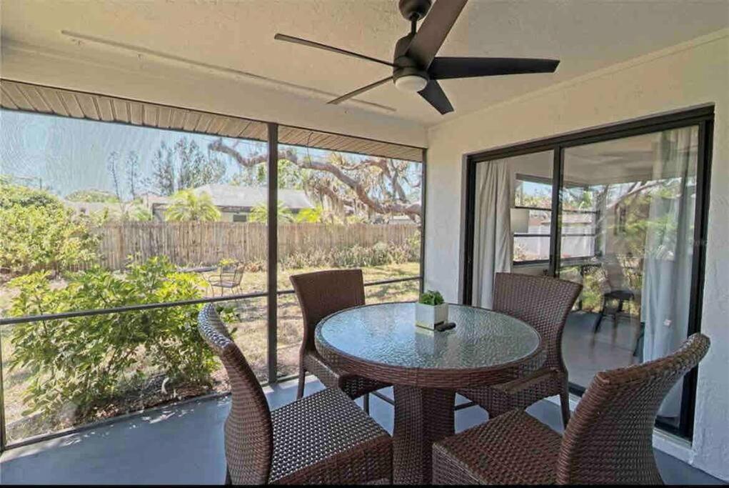 Shamrock Park, Legacy Trail And Manasota Key! Villa Venice Bagian luar foto